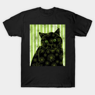 Mesmerising green eyed black cat T-Shirt